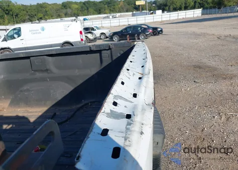 2015 Chevrolet Silverado 1500 Wt z USA, uszkodzony, nr VIN 1GCNCPEH8FZ429900